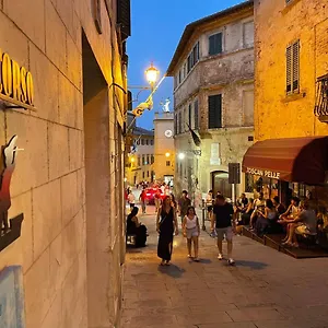 Affittacamere La Dimora Nel Corso, Montepulciano Stazione